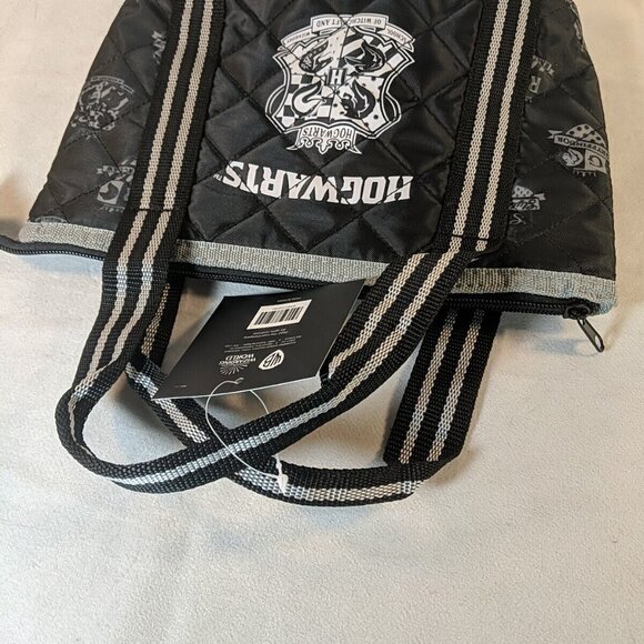 WB Wizarding World of Harry Potter Hogwarts Black Lunch Bag Box NEW Warner Bros - Picture 7 of 8